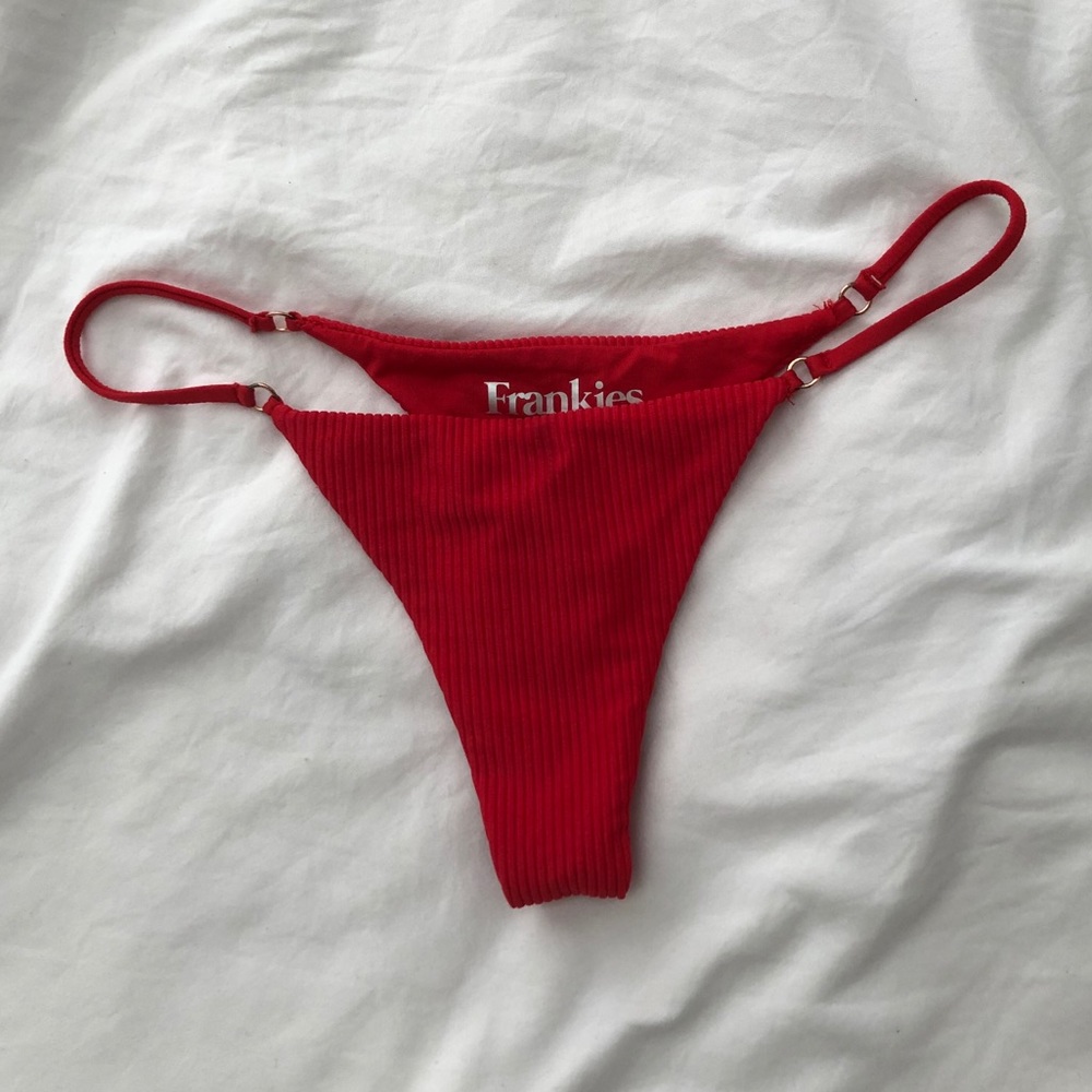 frankie's bikinis sara bottoms